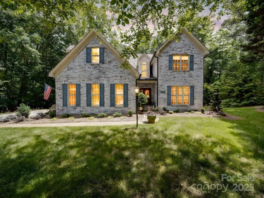 For Sale $575,000 • Co-Listing Agent