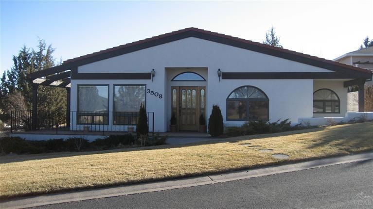 3508 SW Hillcrest Dr, Redmond, OR 97756 - photo 1
