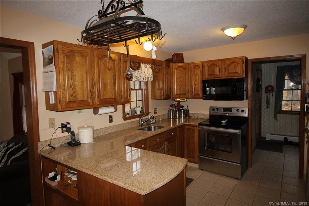 386 Nonnewaug Rd, Bethlehem, CT 06751 - photo 1