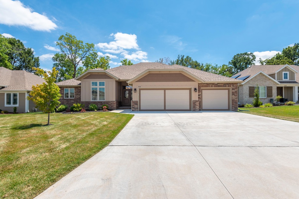 930 E Thorndale Dr, Nixa, MO 65714 - photo 1