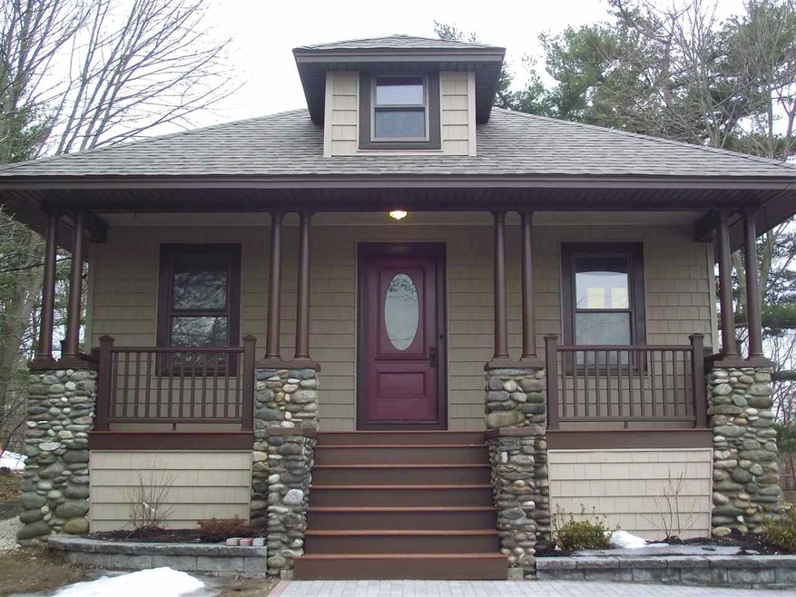 392 Middle Rd, Portsmouth, NH 03801 - photo 1