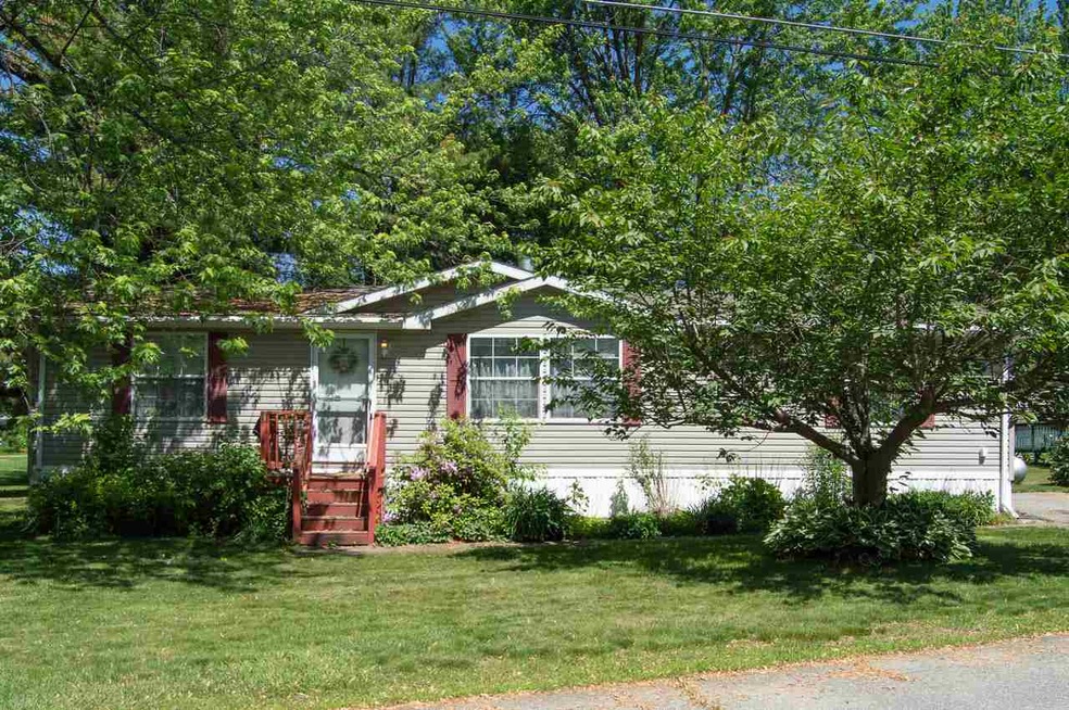 3 Bonny St, Nashua, NH 03062 - photo 1