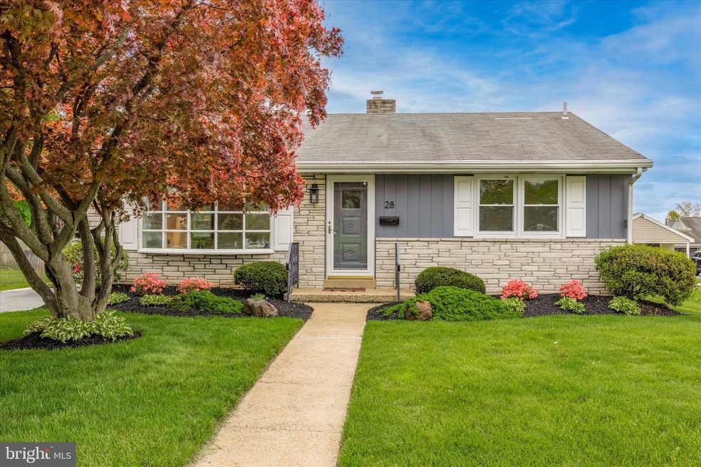 28 Grosstown Rd, Pottstown, PA 19464 - photo 1