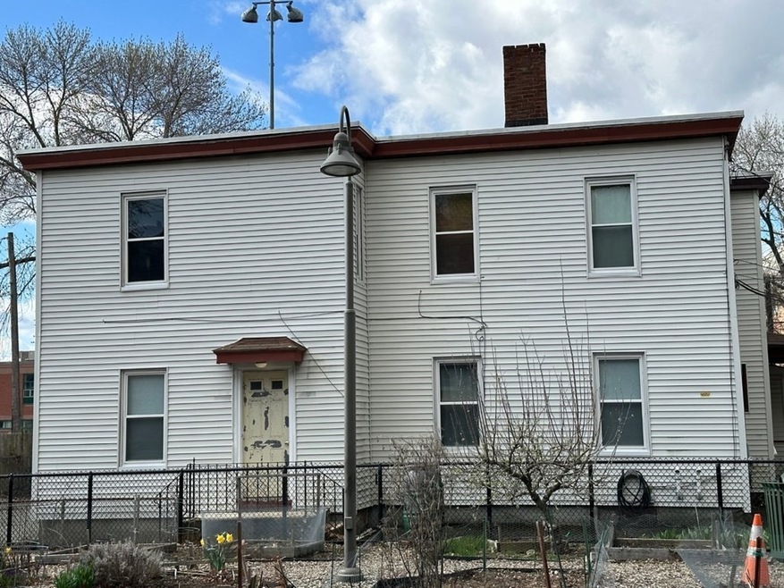 6 Reed Ct unit R2, Somerville, MA 02145 - photo 1