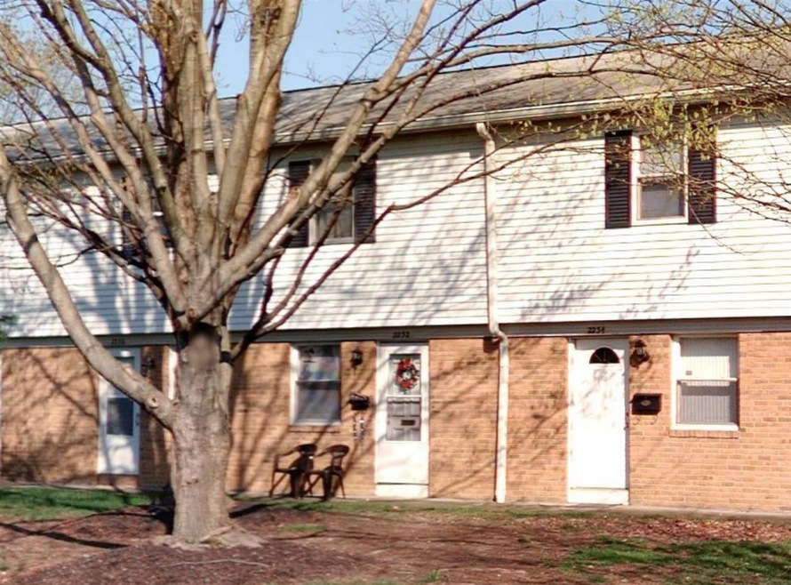 2232 Laurelwood