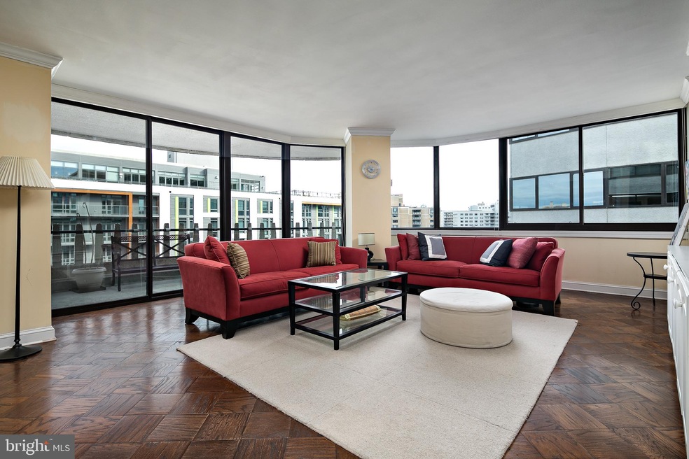 Watergate West Residences unit 1010, Washington, DC 20037 - photo 1