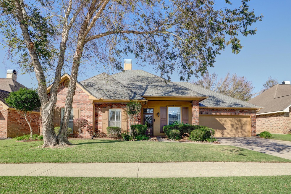 205 Habersham Youngsville, LA