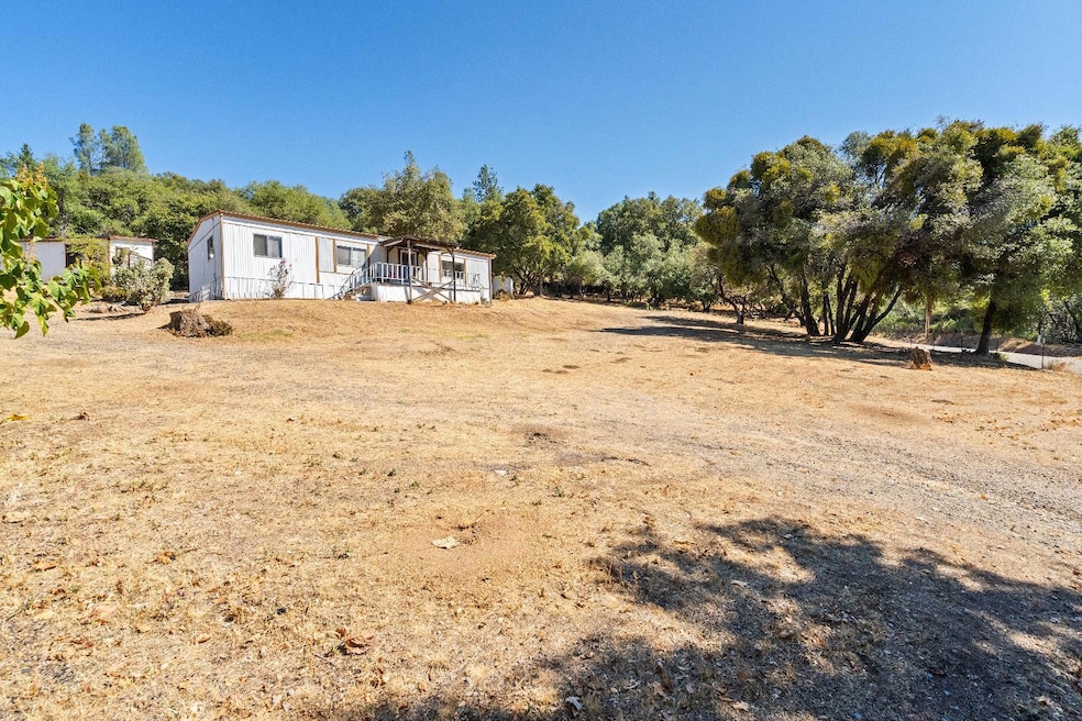 40882 Jean Rd E, Oakhurst, CA 93644 - photo 1