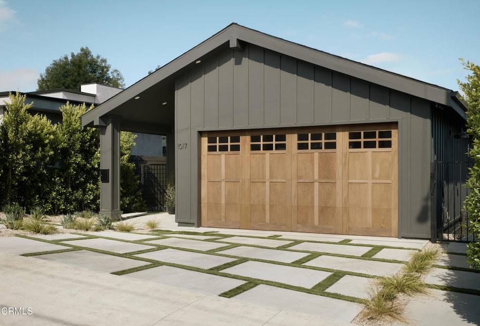 Sold $2,300,000 • Co-Listing Agent