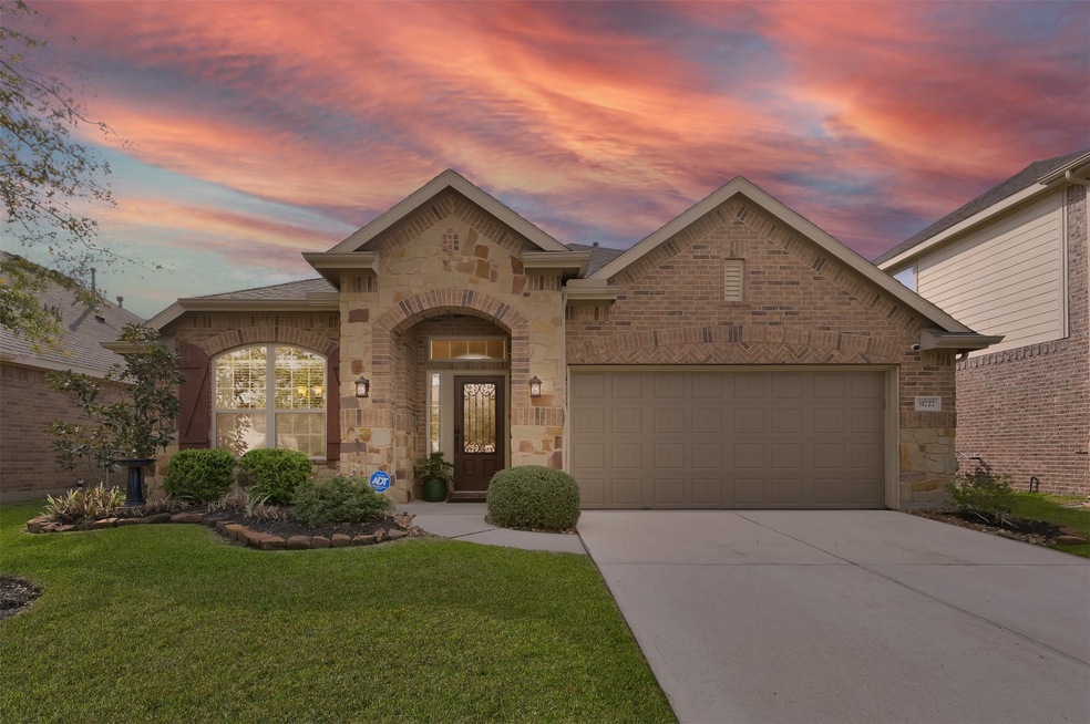 31727 Dover Oaks Ln, Spring, TX 77386 - photo 1