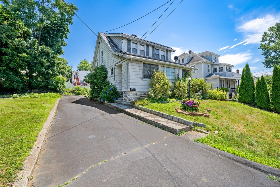 10 Magnolia Ave, Norwalk, CT 06850 - photo 1