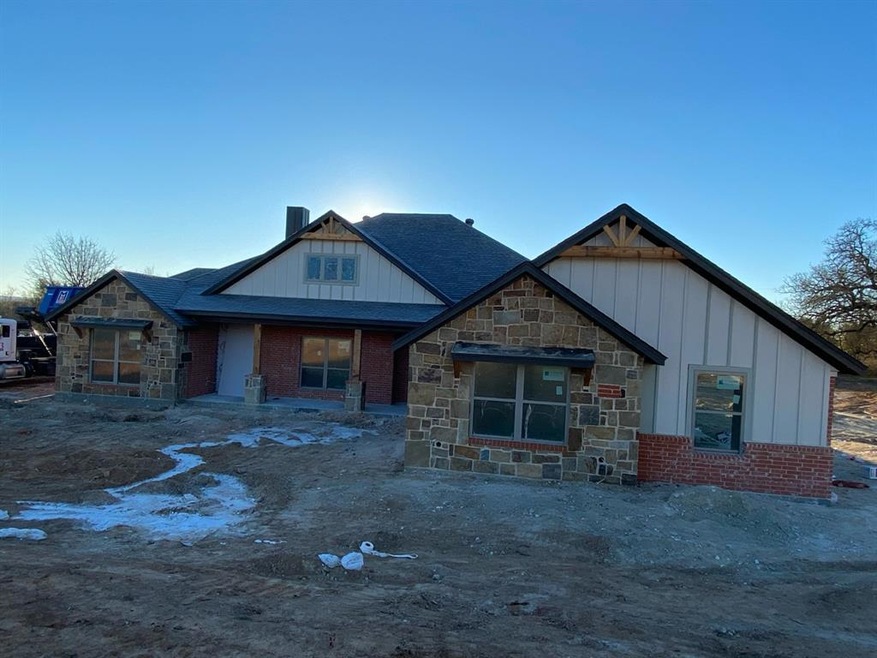 109 Oaks Springs Ln, Weatherford, TX 76087 - photo 1