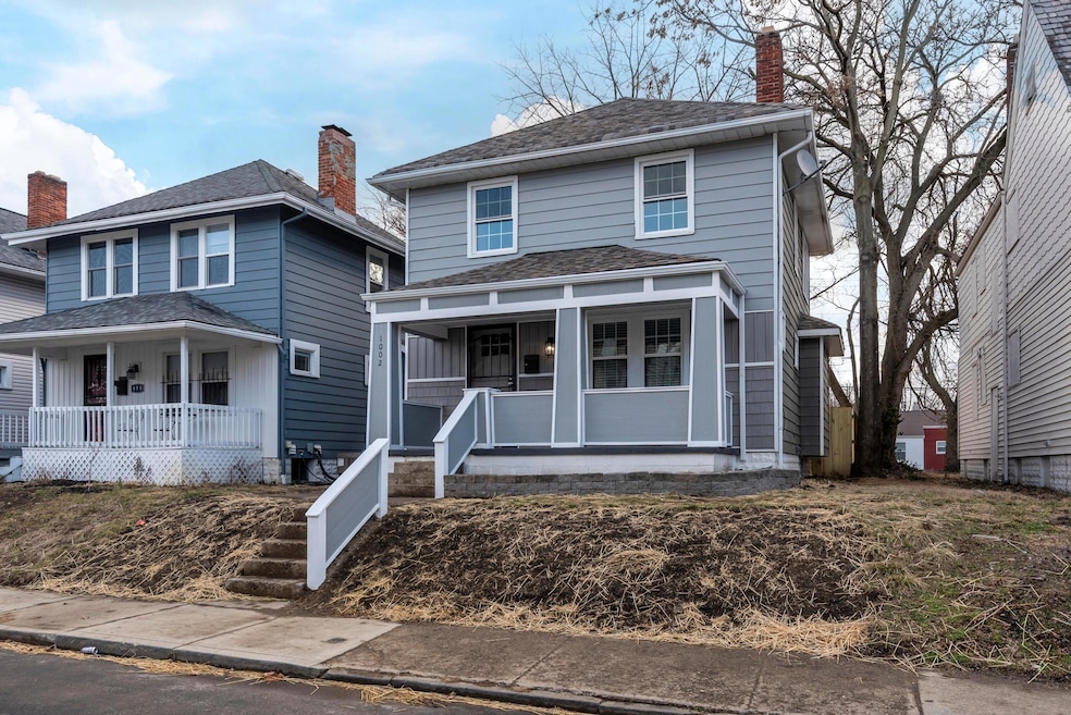 1002 Ellsworth 001