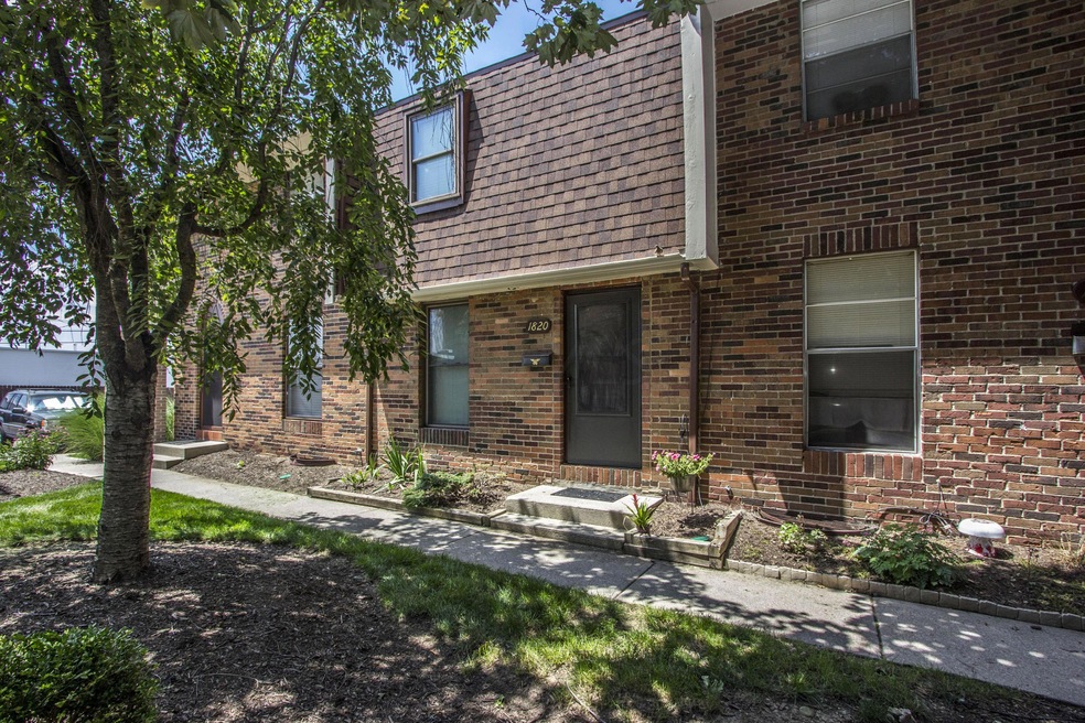 1820 Willoway Circle S_2 (2)