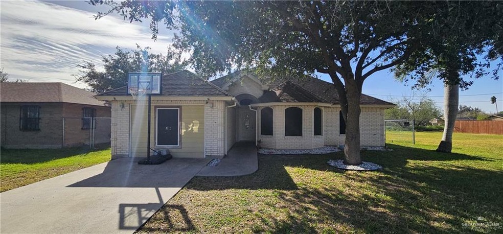 207 W Merida St, Weslaco, TX 78599 - photo 1
