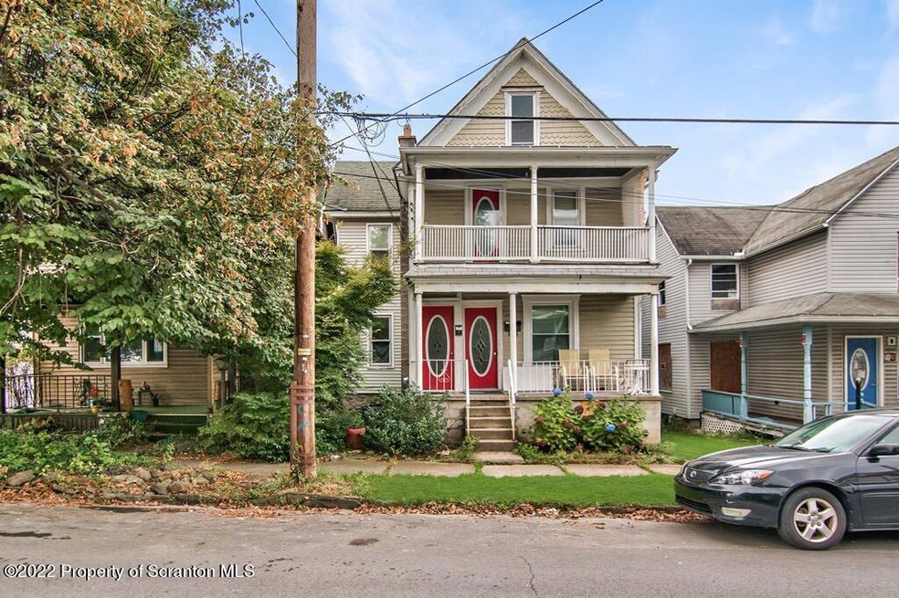 1518 Olive St, Scranton, PA 18510 - photo 1