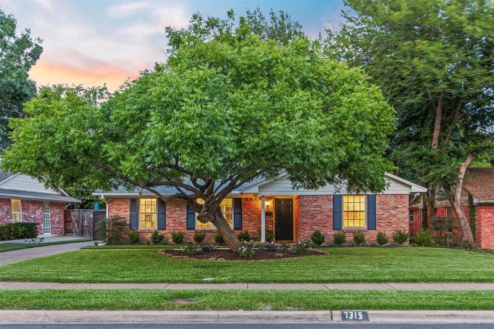7315 Syracuse Dr, Dallas, TX 75214 - photo 1