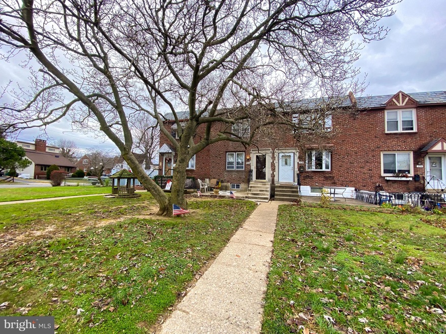 902 Maple Ave, Glenolden, PA 19036 - photo 1