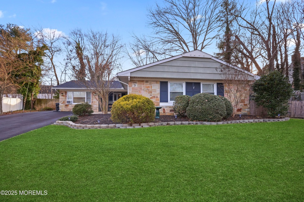 3 Ives Place, Matawan, NJ 07747 - photo 1