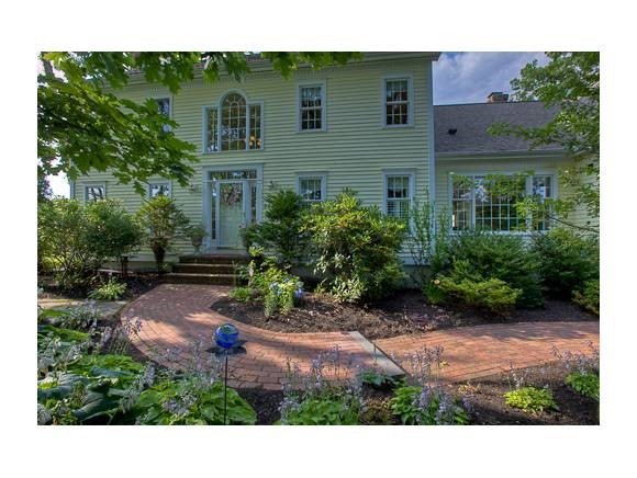 344 Whitford St, Manchester, NH 03104 - photo 1