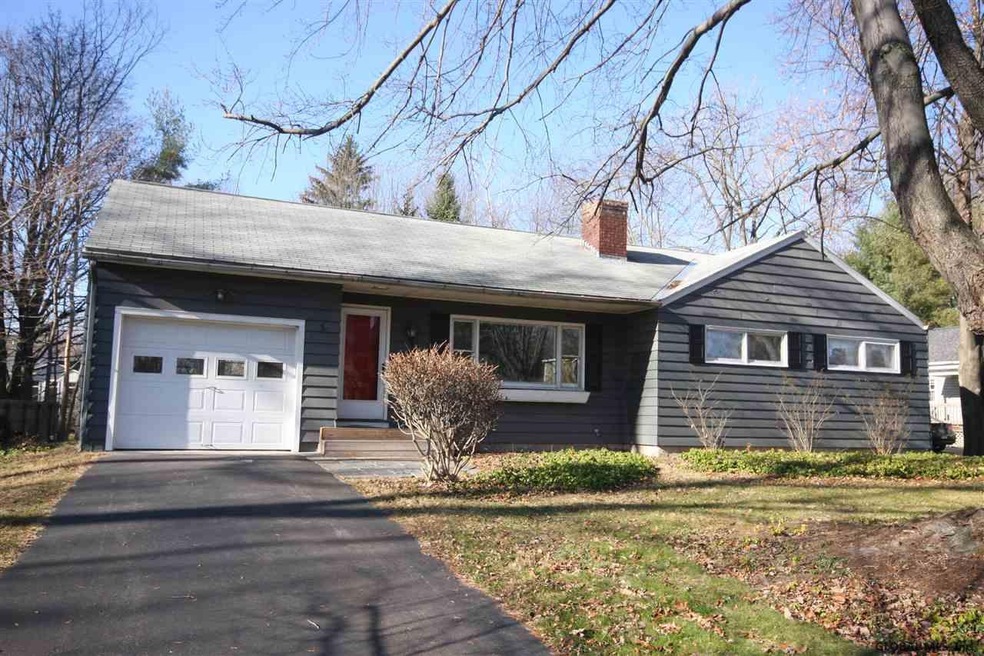 14 Brockley Dr, Delmar, NY 12054 - photo 1