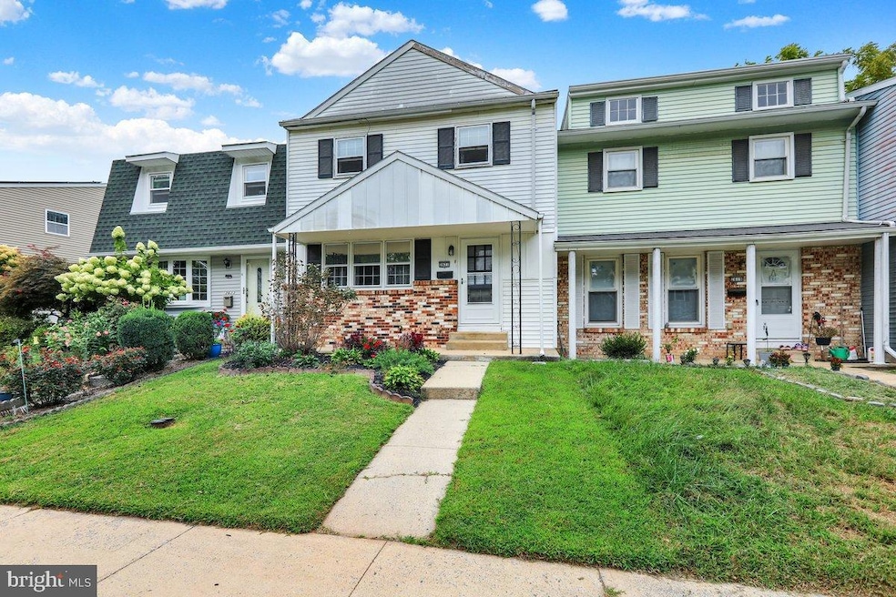 2621 Girard Ave unit 1, Reading, PA 19609 - photo 1