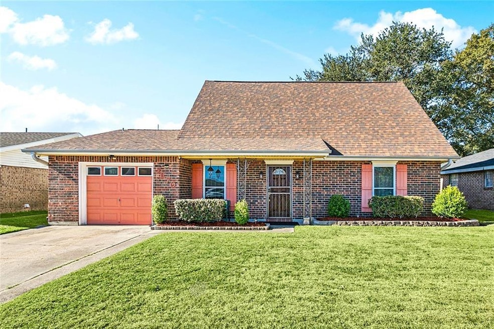 Exterior Front - 7670 Inlet