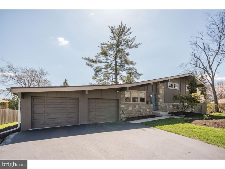 4122 Barberry Dr, Lafayette Hill, PA 19444 - photo 1