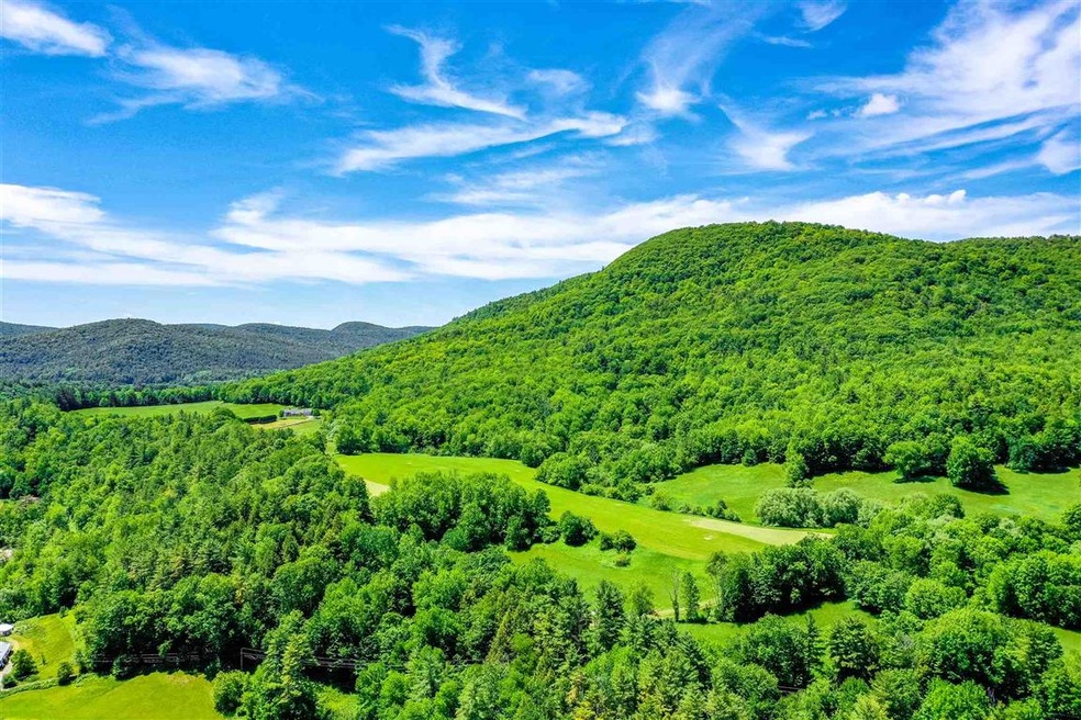 22 Dugway Rd, Richmond, VT 05477 - photo 1
