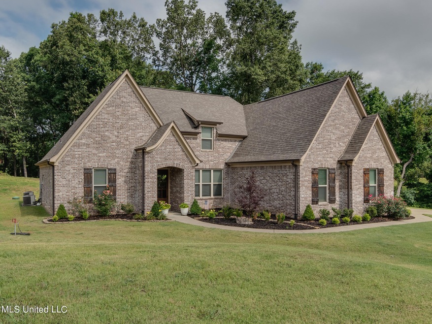 5199 Dixie Creek Drive-1