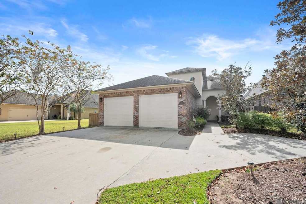 21179 Waterfront East Dr, Maurepas, LA 70449 - photo 1