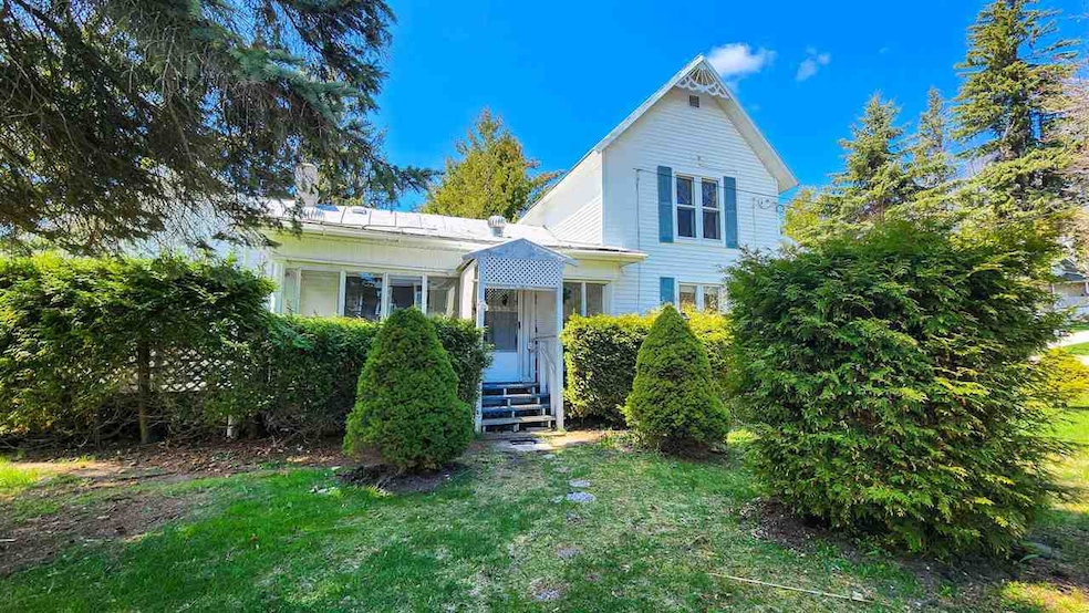 For Sale $799,000 • Co-Listing Agent