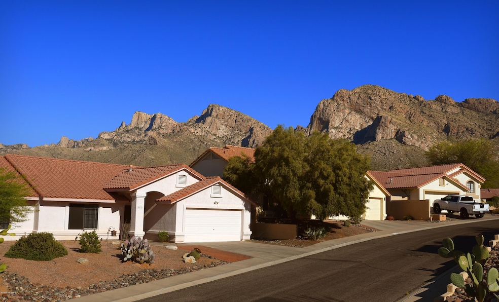 9970 N Laurelwood Dr, Tucson, AZ 85737 - photo 1