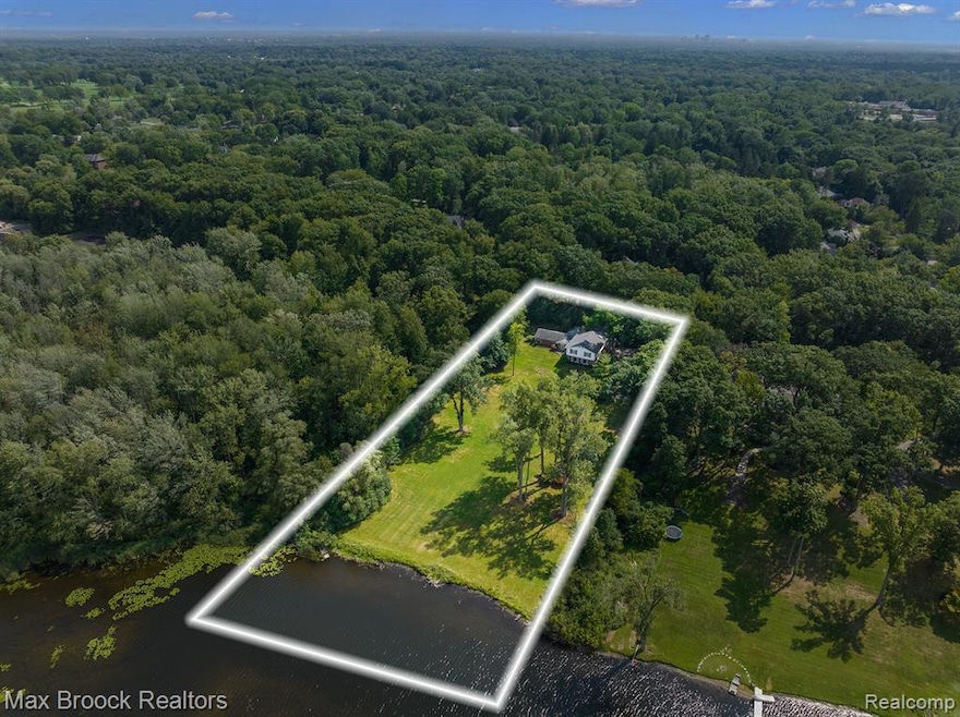 3559 Brookside Dr, Bloomfield Hills, MI 48302 - photo 1