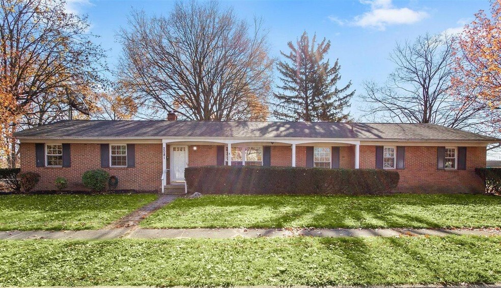 2081 Maplewood