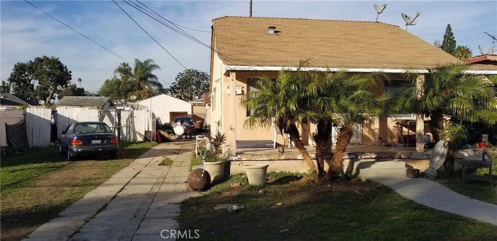 4257 W 102nd St, Inglewood, CA 90304 - photo 1