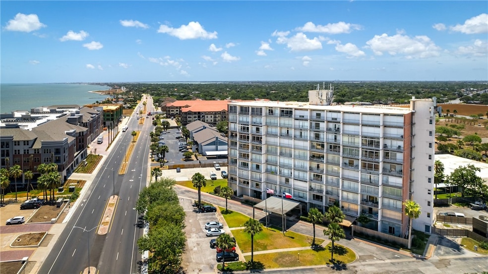 Forty Six Hundred unit 206, Corpus Christi, TX 78412 - photo 1