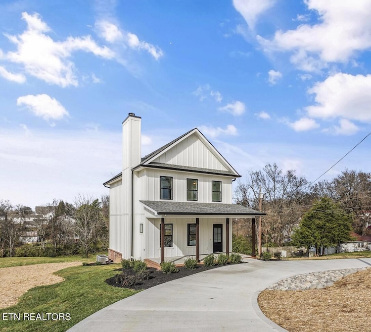 106 S Front St, Friendsville, TN 37737 - photo 1