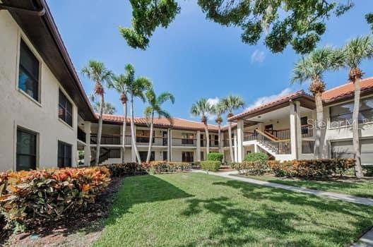 1004 Hammock Pine Blvd unit 10, Clearwater, FL 33761 - photo 1