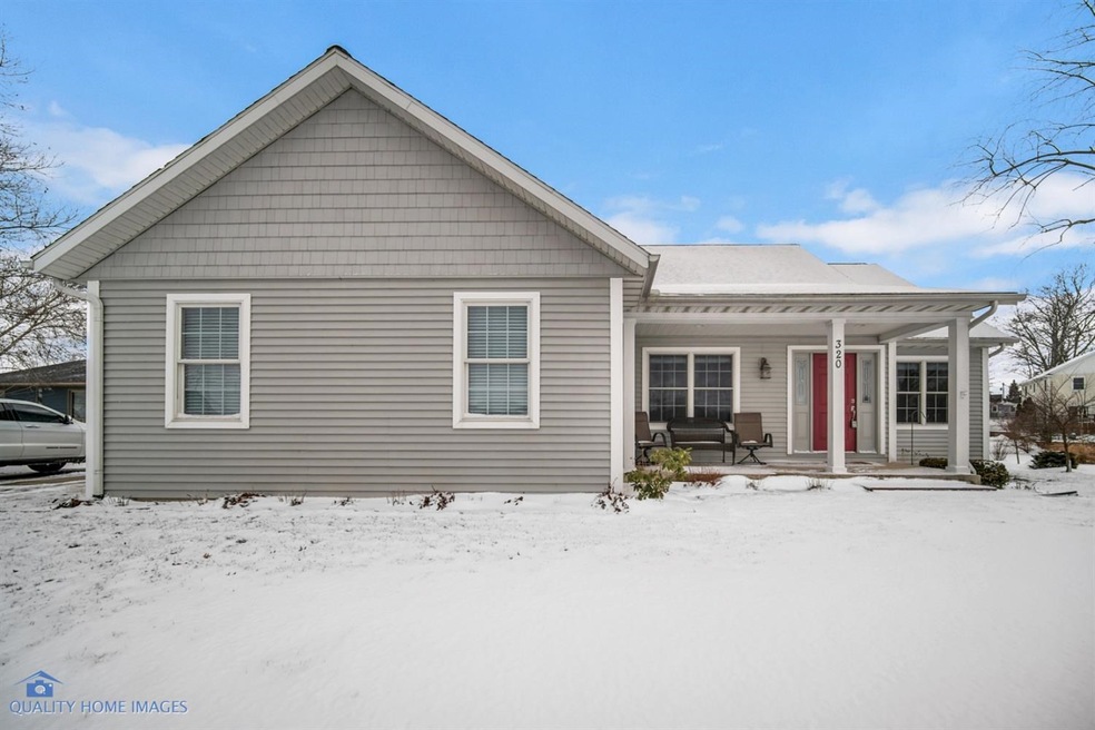 320 Oak Dr, La Porte, IN 46350 - photo 1