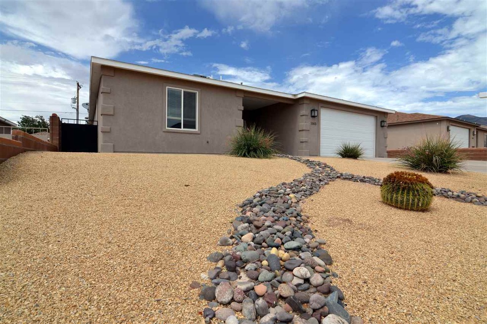 1063 Pajarito Dr, Alamogordo, NM 88310 - photo 1