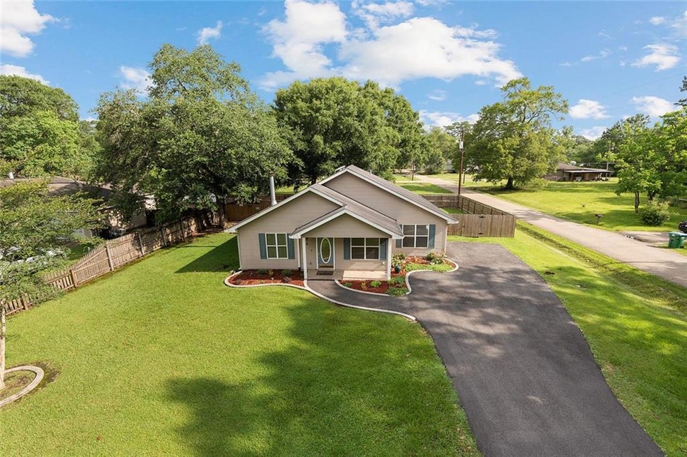 39107 Patricia St, Pearl River, LA 70452 - photo 1