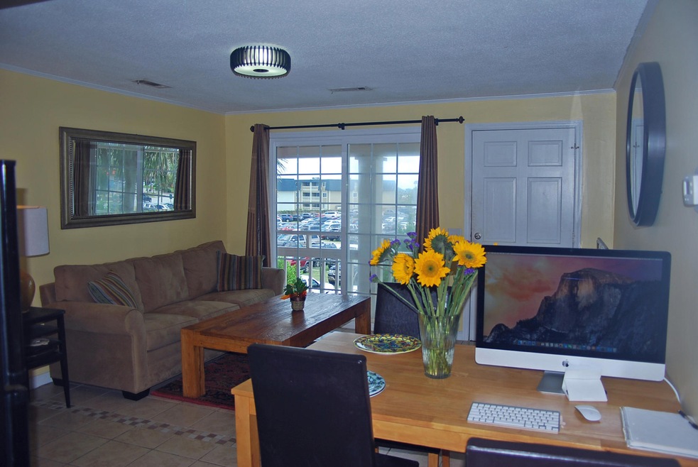 DSC_0697_livingrm