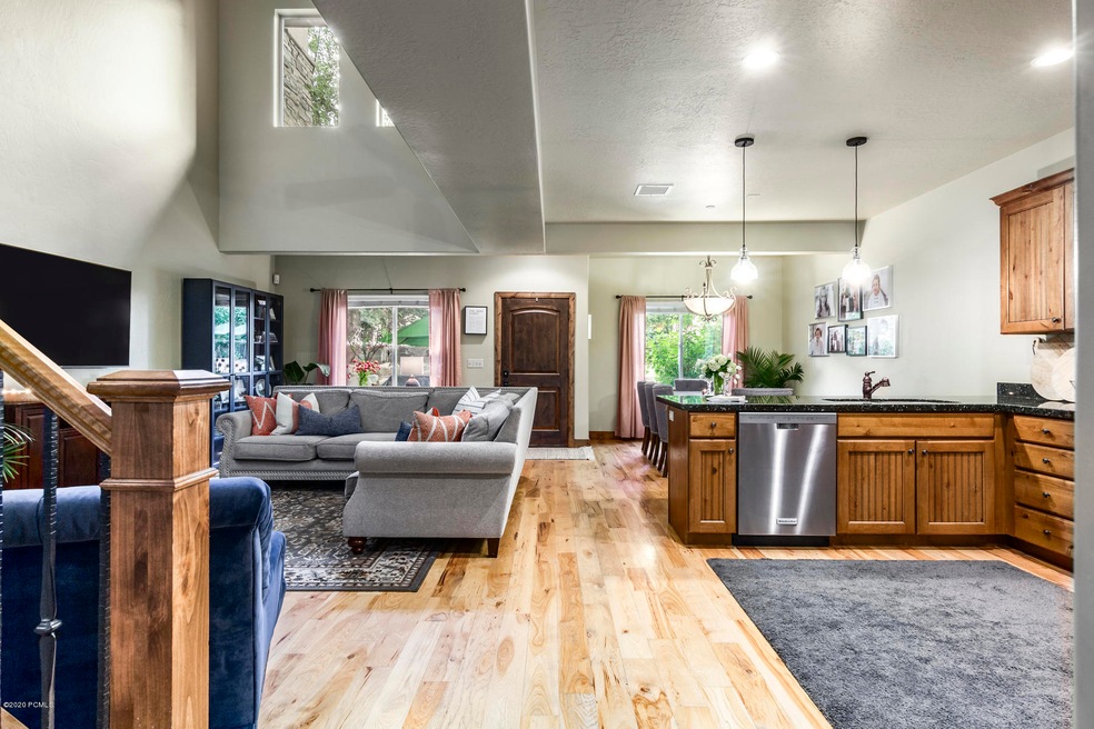 1115 North 455 West Unit 4-002-007-1115n