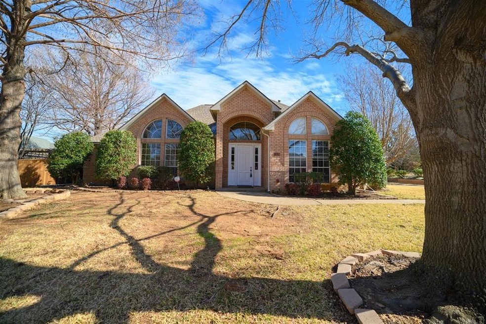 3809 Montecito Dr, Denton, TX 76205 - photo 1