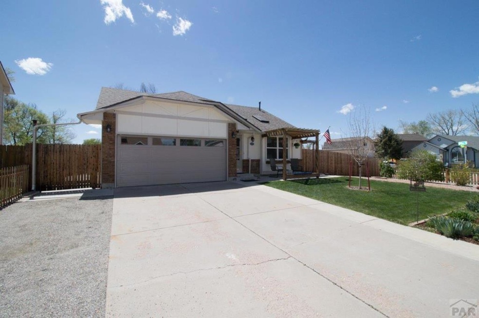 489 Pucket Cir, Colorado Springs, CO 80911 - photo 1