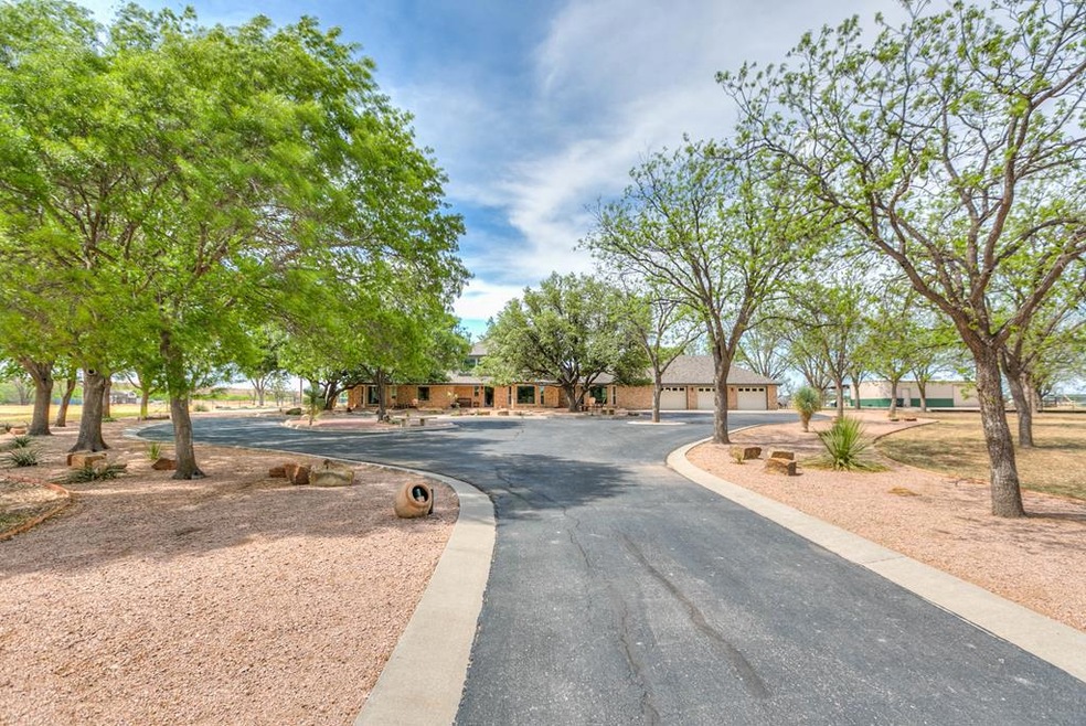 6402 Chalimar Rd, San Angelo, TX 76904 - photo 1