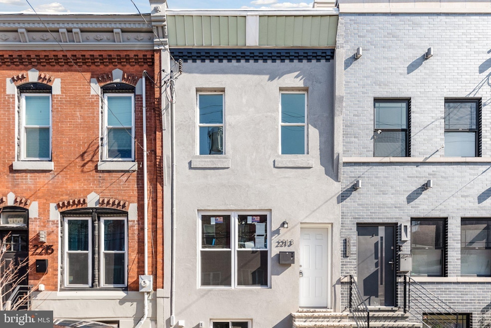 2213 Dickinson St, Philadelphia, PA 19146 - photo 1