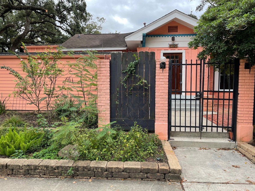 1701 Haver St, Houston, TX 77006 - photo 1