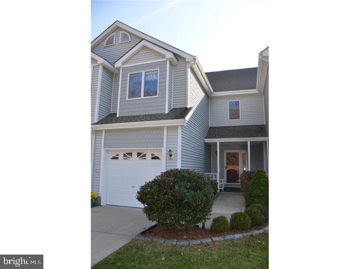 214 W Longspur Dr, Wilmington, DE 19808 - photo 1